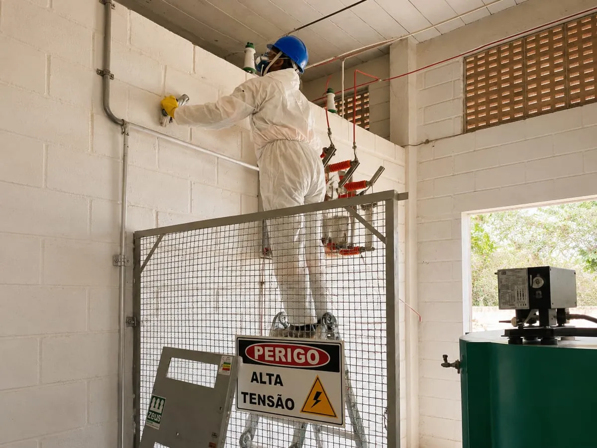 Manutenção preventiva de painel elétrico