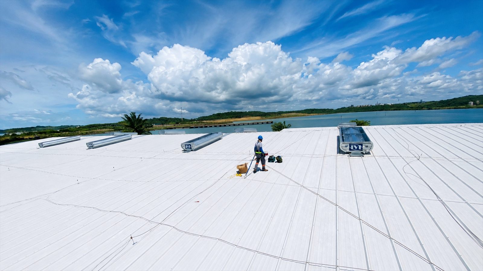 Sistema de proteção contra descargas atmosféricas